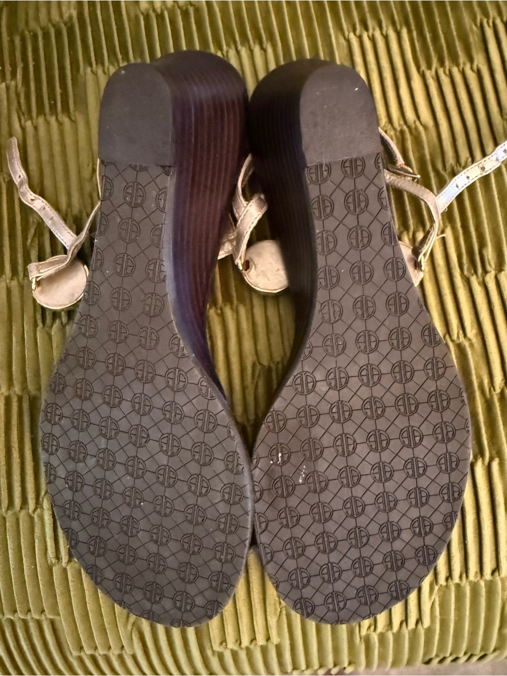 Lily Pulitzer Palermo Leather Sandals - Picture 5 of 5